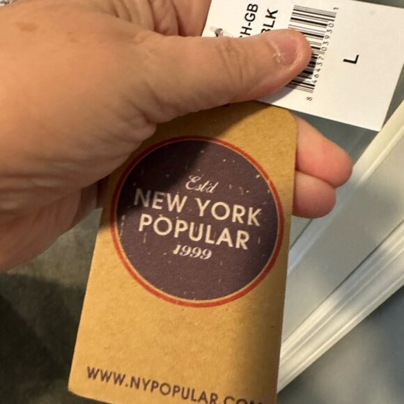 New York Pop Art Gray Chicago Sweater - Picture 4 of 7